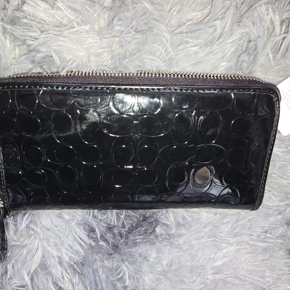 Coach Women's Wallet - Picture 2 of 7
